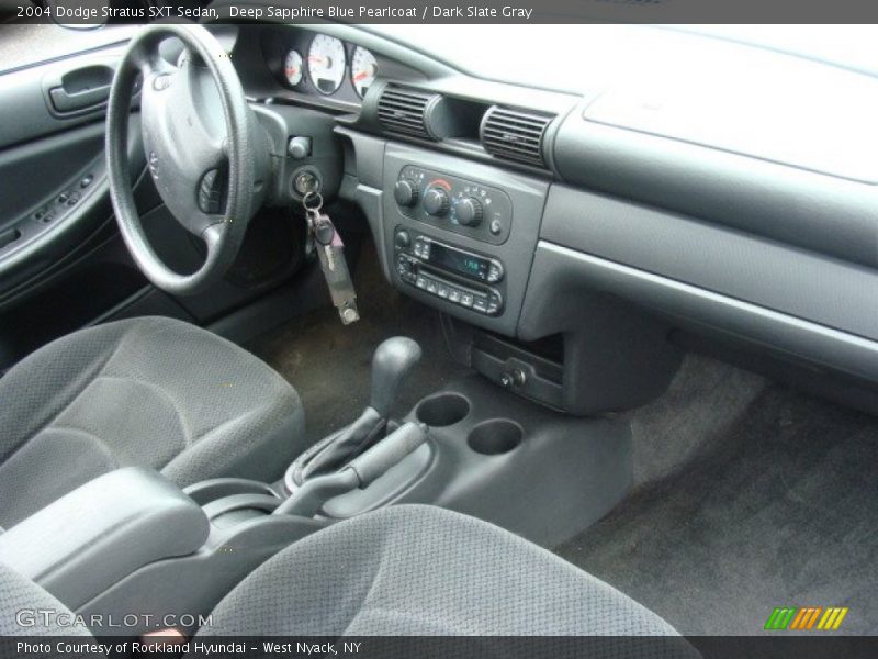 Deep Sapphire Blue Pearlcoat / Dark Slate Gray 2004 Dodge Stratus SXT Sedan