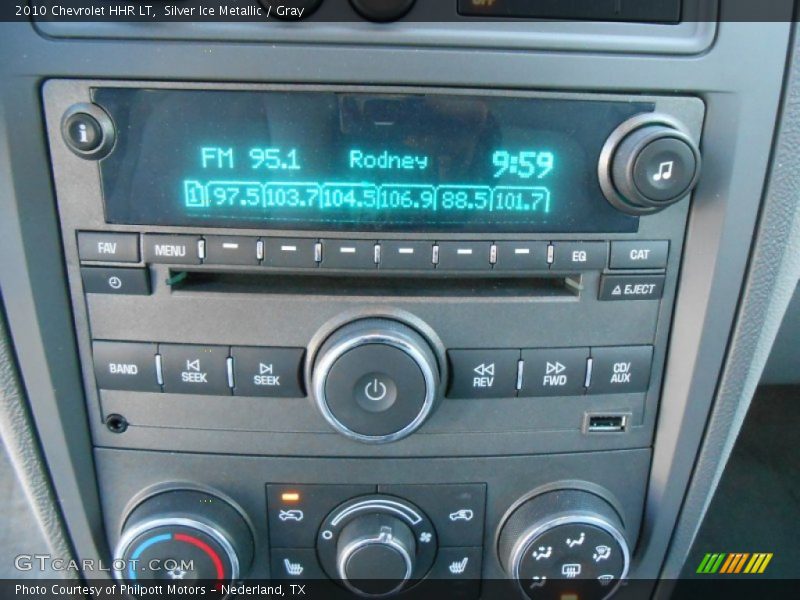 Silver Ice Metallic / Gray 2010 Chevrolet HHR LT