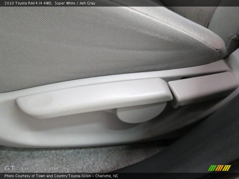 Super White / Ash Gray 2010 Toyota RAV4 I4 4WD
