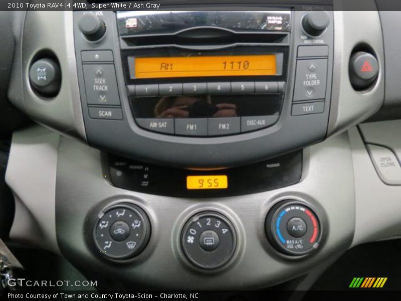 Super White / Ash Gray 2010 Toyota RAV4 I4 4WD