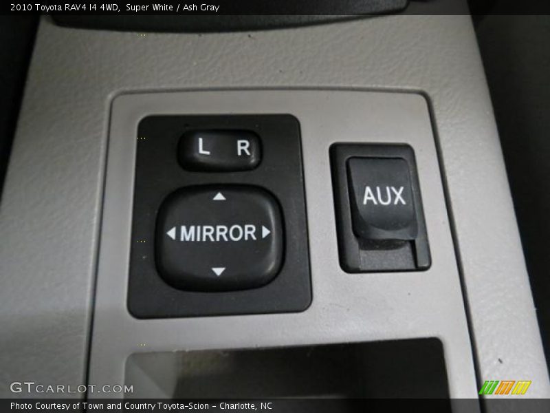 Super White / Ash Gray 2010 Toyota RAV4 I4 4WD