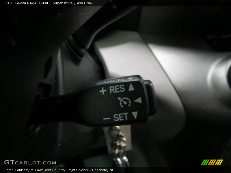 Super White / Ash Gray 2010 Toyota RAV4 I4 4WD