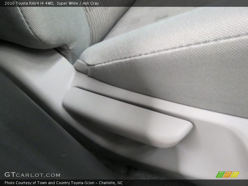 Super White / Ash Gray 2010 Toyota RAV4 I4 4WD