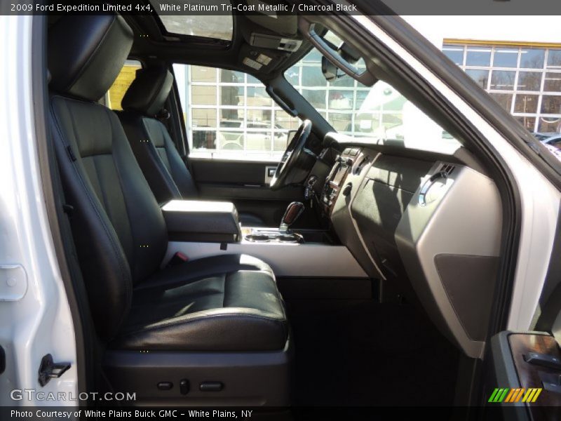 White Platinum Tri-Coat Metallic / Charcoal Black 2009 Ford Expedition Limited 4x4