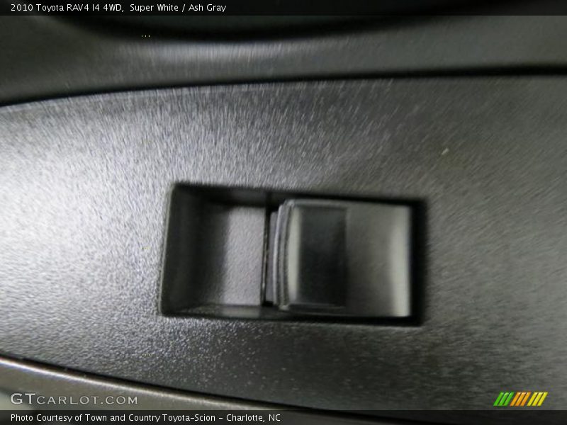 Super White / Ash Gray 2010 Toyota RAV4 I4 4WD