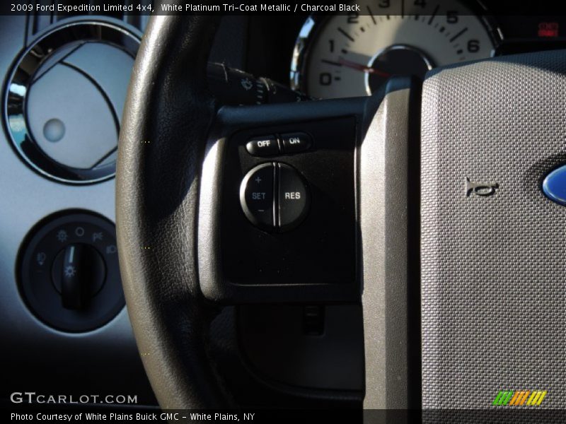 White Platinum Tri-Coat Metallic / Charcoal Black 2009 Ford Expedition Limited 4x4