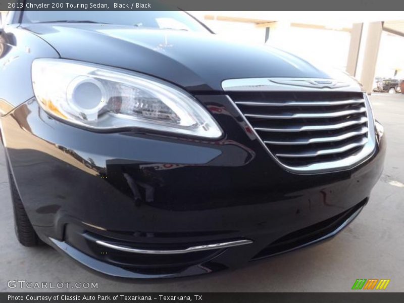 Black / Black 2013 Chrysler 200 Touring Sedan