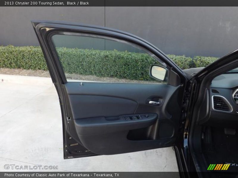 Black / Black 2013 Chrysler 200 Touring Sedan