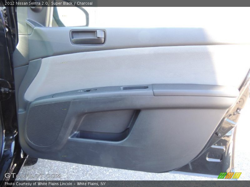 Super Black / Charcoal 2012 Nissan Sentra 2.0