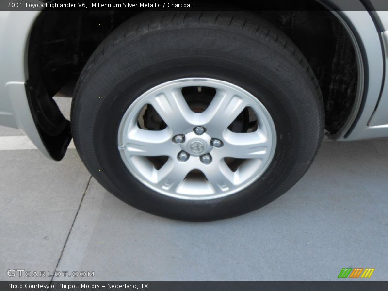 Millennium Silver Metallic / Charcoal 2001 Toyota Highlander V6