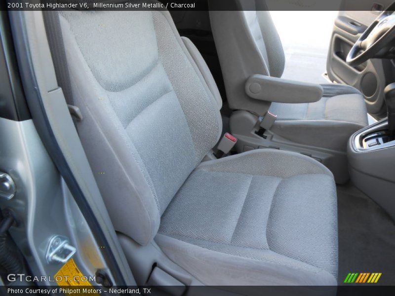 Millennium Silver Metallic / Charcoal 2001 Toyota Highlander V6