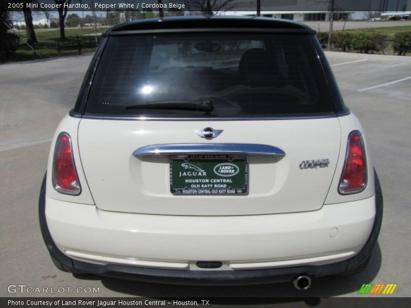 Pepper White / Cordoba Beige 2005 Mini Cooper Hardtop