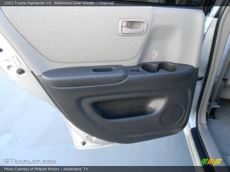 Millennium Silver Metallic / Charcoal 2001 Toyota Highlander V6