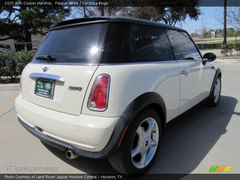 Pepper White / Cordoba Beige 2005 Mini Cooper Hardtop