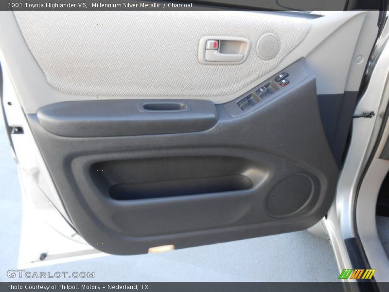 Millennium Silver Metallic / Charcoal 2001 Toyota Highlander V6