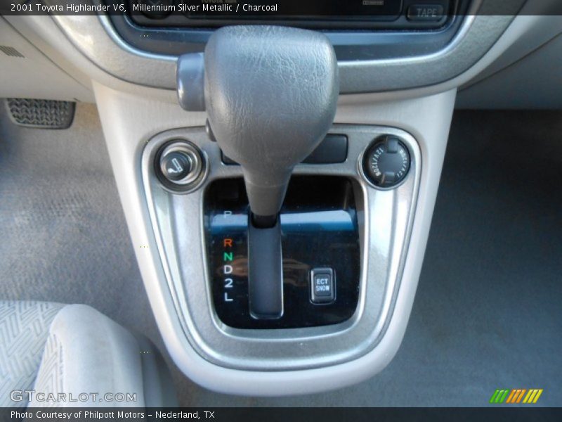 Millennium Silver Metallic / Charcoal 2001 Toyota Highlander V6