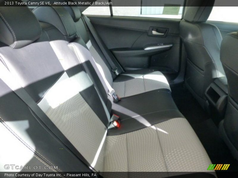 Attitude Black Metallic / Black/Ash 2013 Toyota Camry SE V6