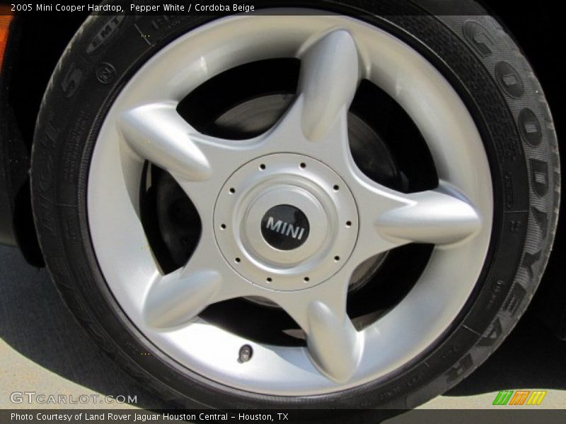 Pepper White / Cordoba Beige 2005 Mini Cooper Hardtop
