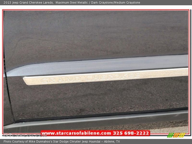 Maximum Steel Metallic / Dark Graystone/Medium Graystone 2013 Jeep Grand Cherokee Laredo