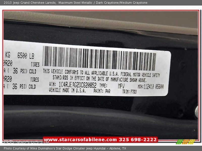 Maximum Steel Metallic / Dark Graystone/Medium Graystone 2013 Jeep Grand Cherokee Laredo