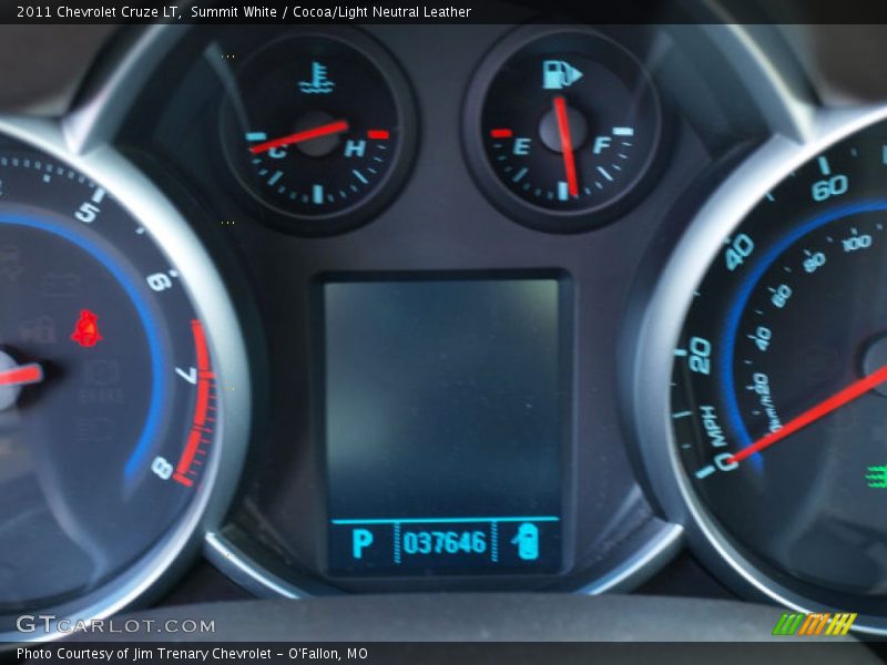 Summit White / Cocoa/Light Neutral Leather 2011 Chevrolet Cruze LT