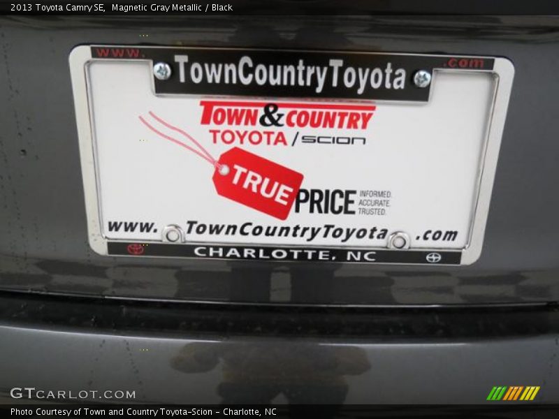 Magnetic Gray Metallic / Black 2013 Toyota Camry SE
