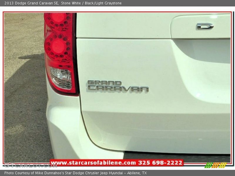 Stone White / Black/Light Graystone 2013 Dodge Grand Caravan SE