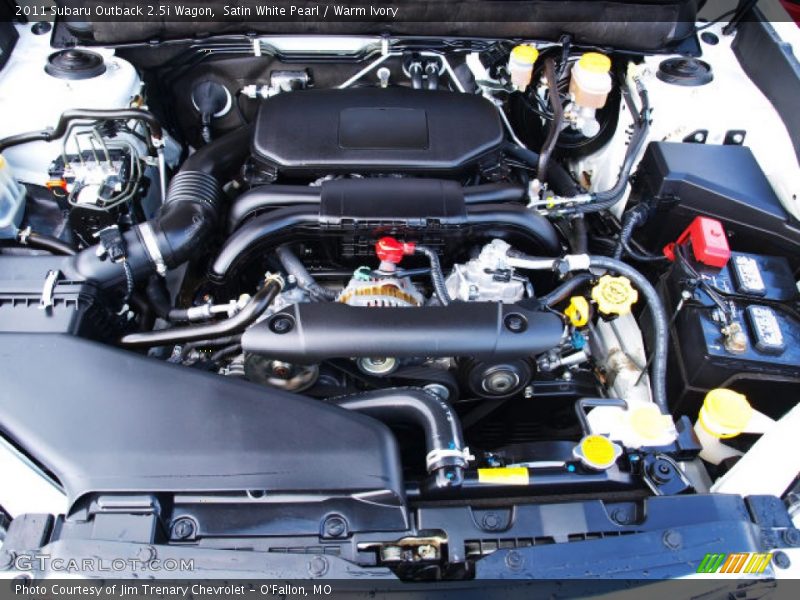 Satin White Pearl / Warm Ivory 2011 Subaru Outback 2.5i Wagon