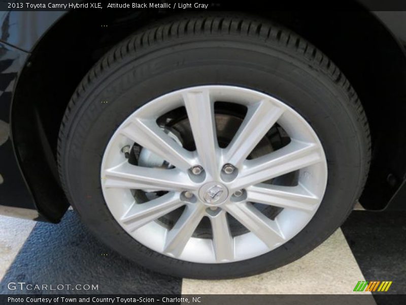 Attitude Black Metallic / Light Gray 2013 Toyota Camry Hybrid XLE