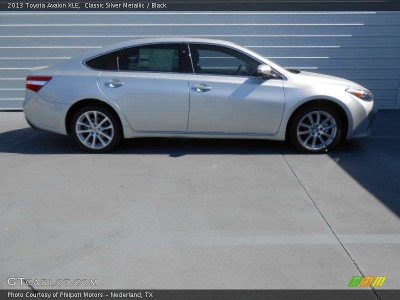 Classic Silver Metallic / Black 2013 Toyota Avalon XLE