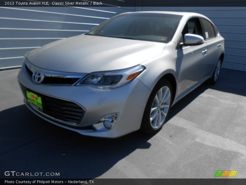 Classic Silver Metallic / Black 2013 Toyota Avalon XLE