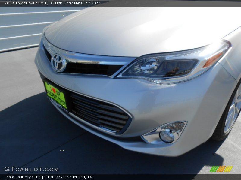 Classic Silver Metallic / Black 2013 Toyota Avalon XLE
