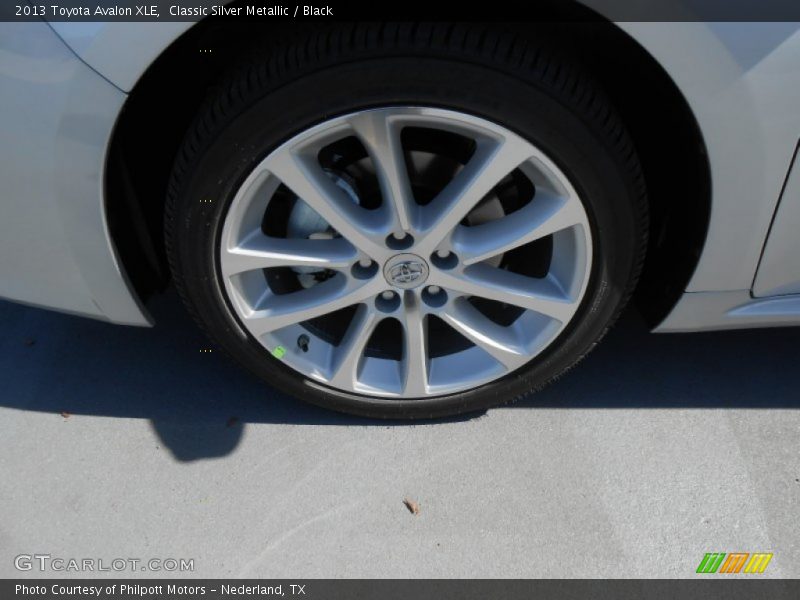 Classic Silver Metallic / Black 2013 Toyota Avalon XLE