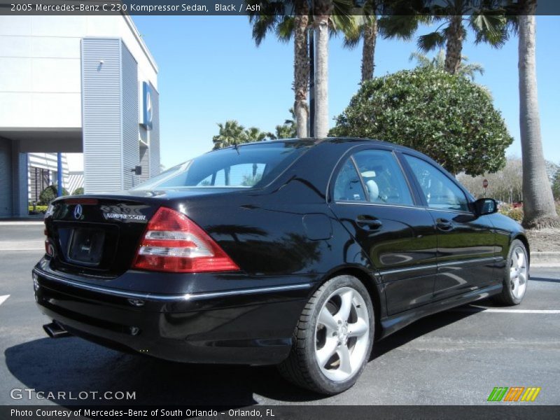 Black / Ash 2005 Mercedes-Benz C 230 Kompressor Sedan