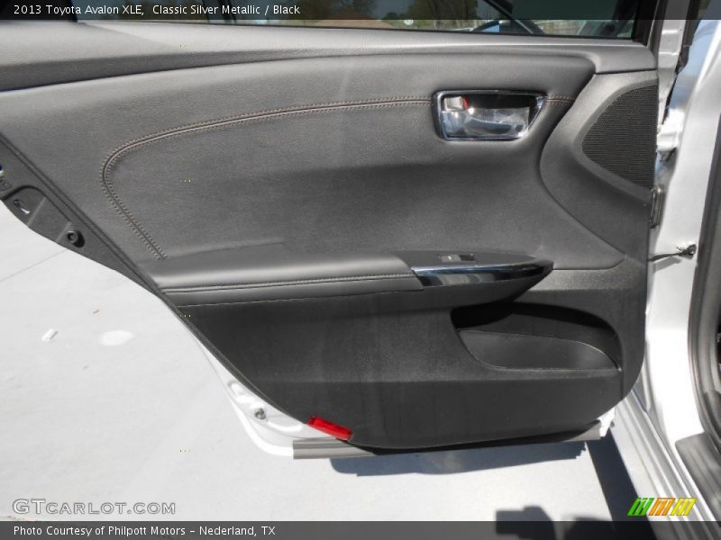 Classic Silver Metallic / Black 2013 Toyota Avalon XLE