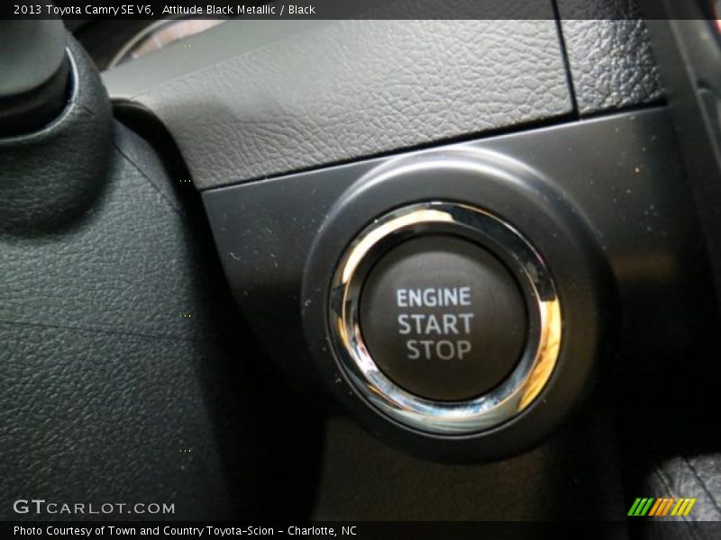 Attitude Black Metallic / Black 2013 Toyota Camry SE V6
