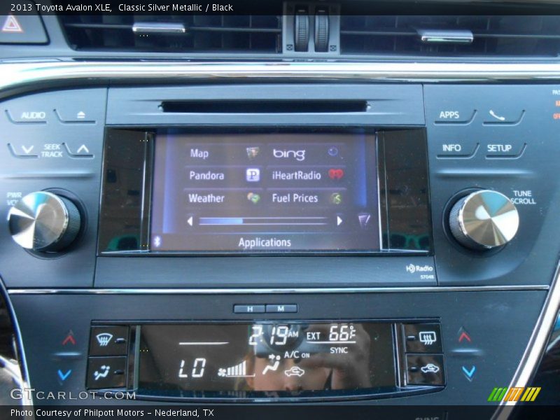 Classic Silver Metallic / Black 2013 Toyota Avalon XLE