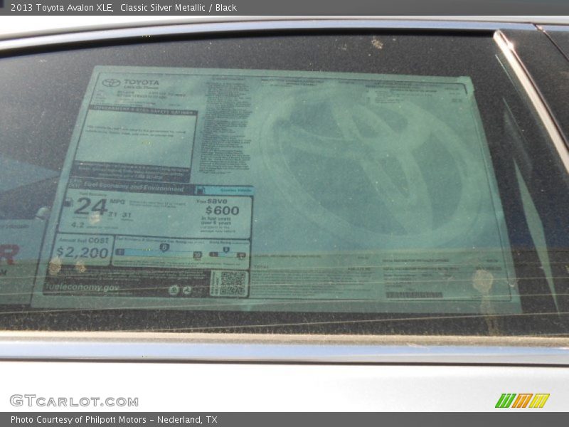 Classic Silver Metallic / Black 2013 Toyota Avalon XLE