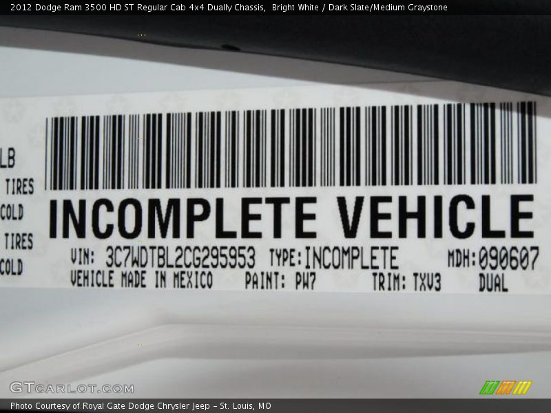 2012 Ram 3500 HD ST Regular Cab 4x4 Dually Chassis Bright White Color Code PW7