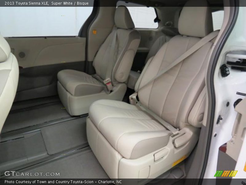 Super White / Bisque 2013 Toyota Sienna XLE