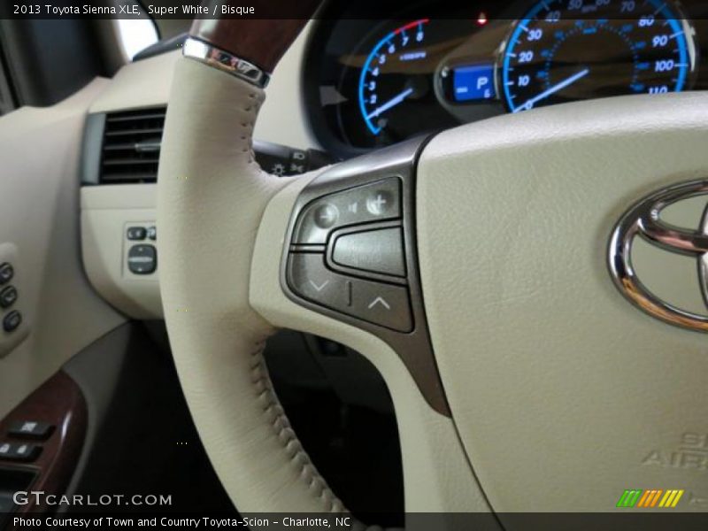 Super White / Bisque 2013 Toyota Sienna XLE