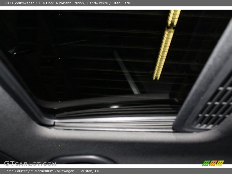 Candy White / Titan Black 2011 Volkswagen GTI 4 Door Autobahn Edition