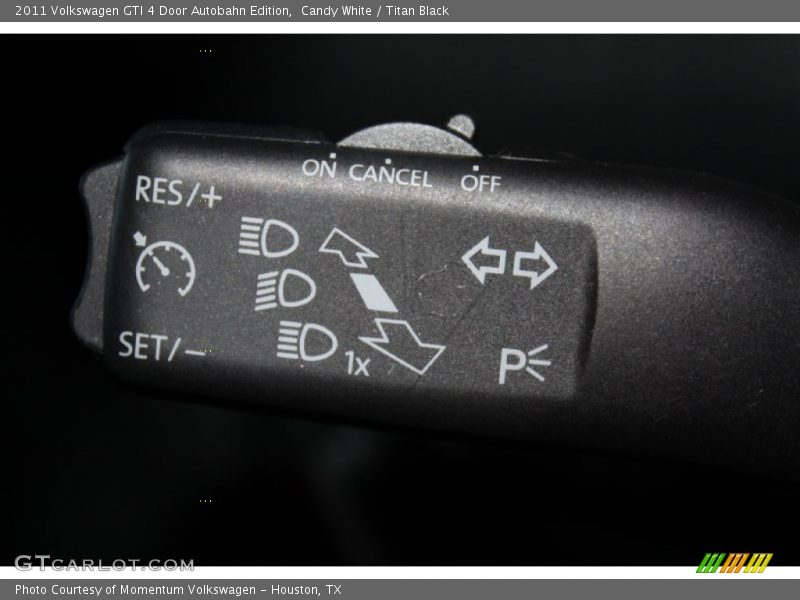 Candy White / Titan Black 2011 Volkswagen GTI 4 Door Autobahn Edition