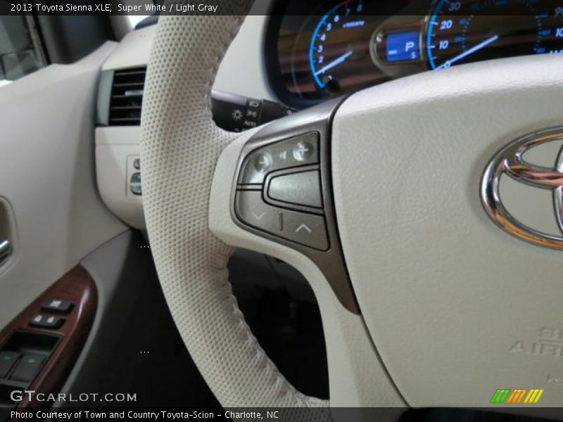 Super White / Light Gray 2013 Toyota Sienna XLE