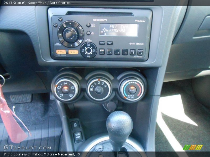 Super White / Dark Charcoal 2013 Scion tC