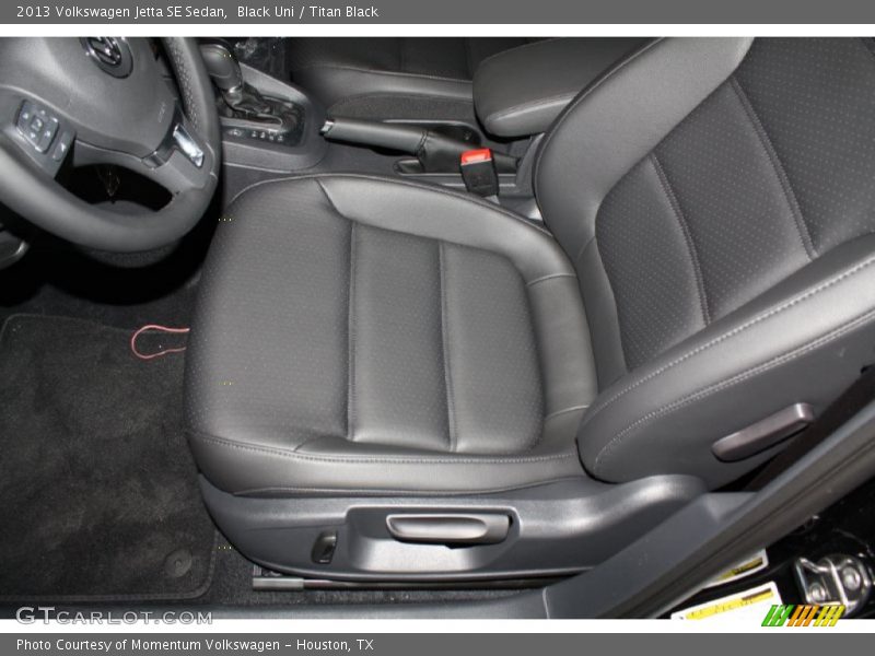 Black Uni / Titan Black 2013 Volkswagen Jetta SE Sedan