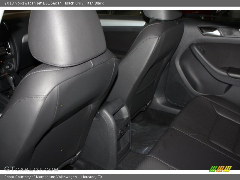 Black Uni / Titan Black 2013 Volkswagen Jetta SE Sedan