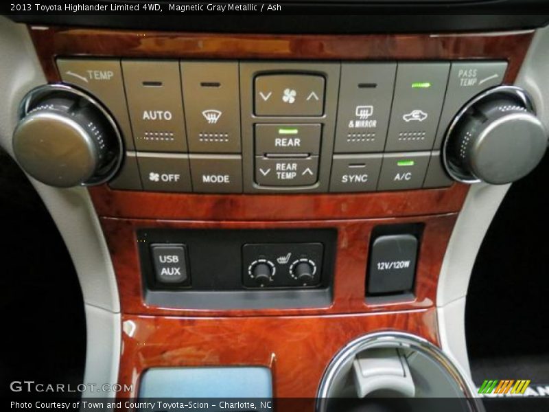 Magnetic Gray Metallic / Ash 2013 Toyota Highlander Limited 4WD