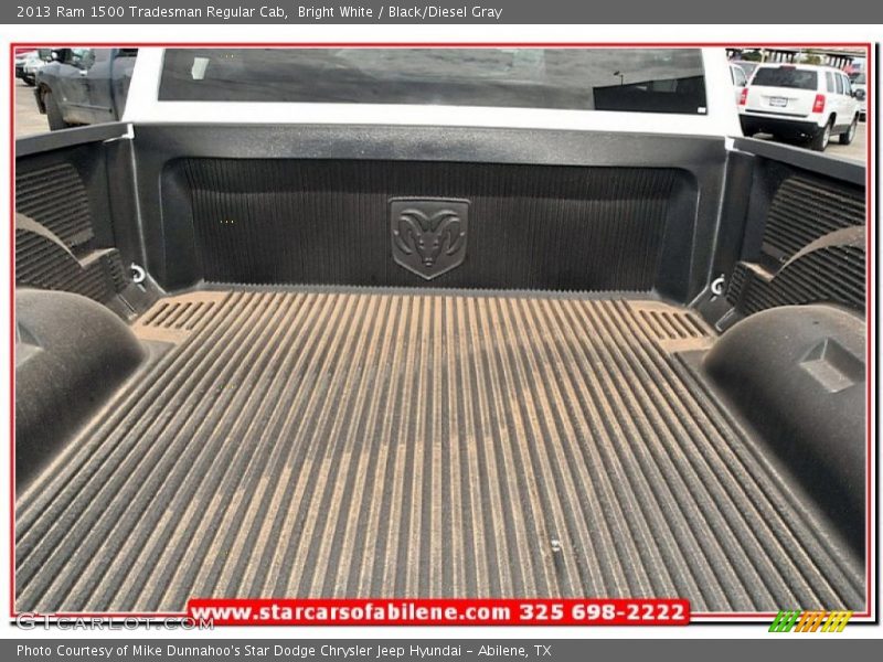 Bright White / Black/Diesel Gray 2013 Ram 1500 Tradesman Regular Cab