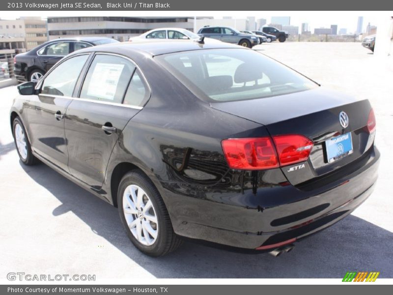 Black Uni / Titan Black 2013 Volkswagen Jetta SE Sedan